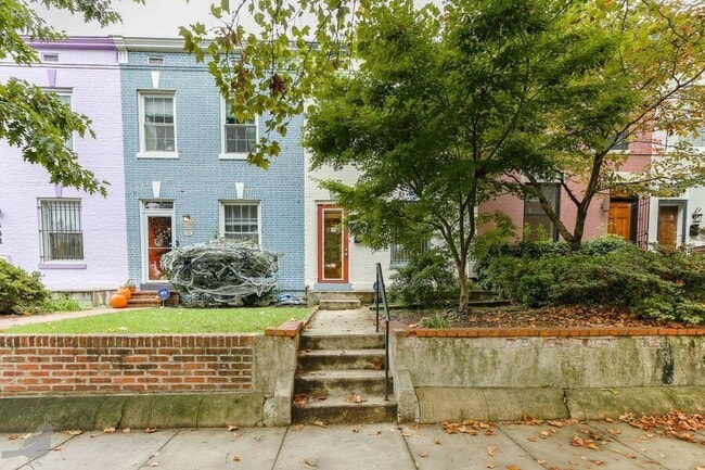 Photo - 337 14th St NE