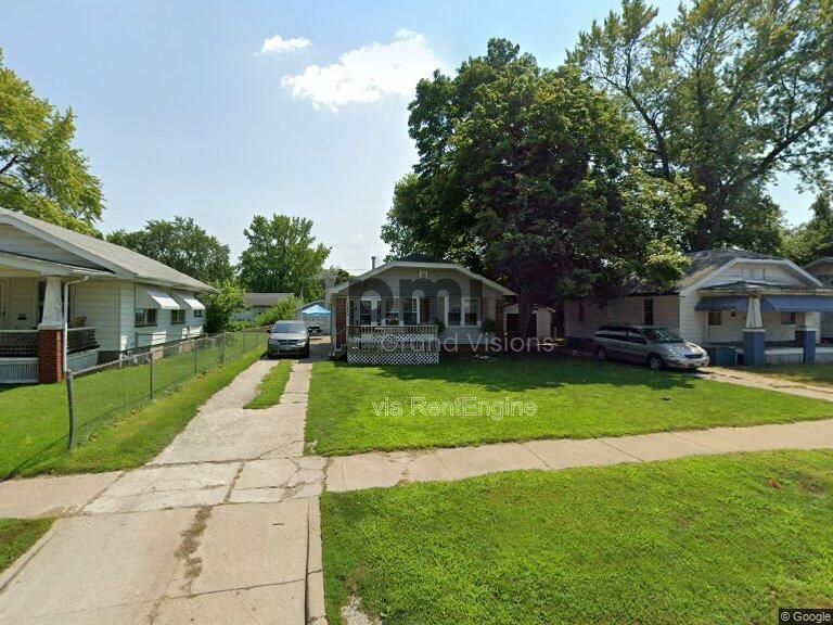 Photo - 1255 E Clay St