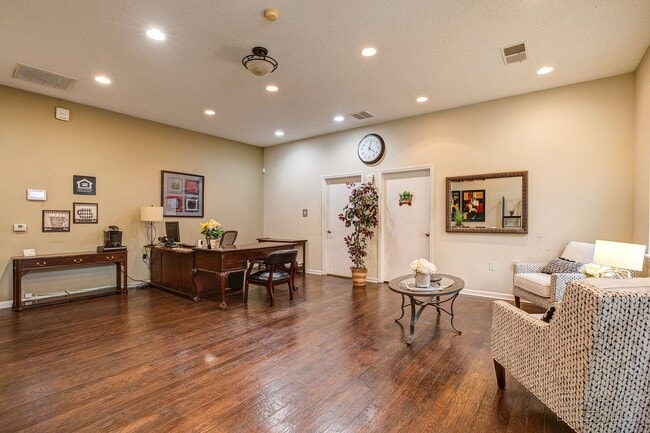 Towne at Lakewood Heights
