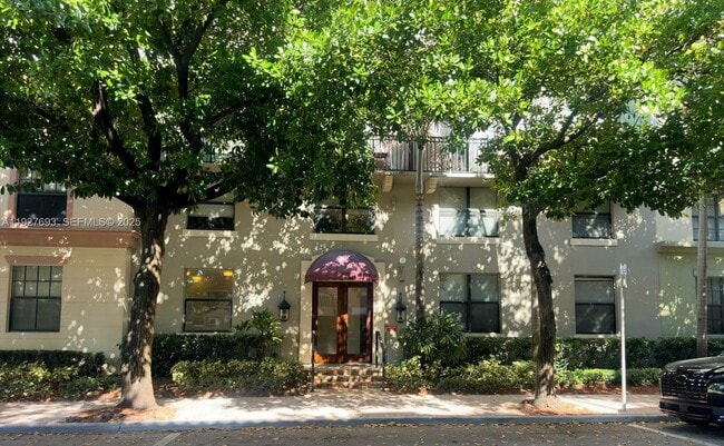 Photo - 1919 Van Buren St Unit 118A