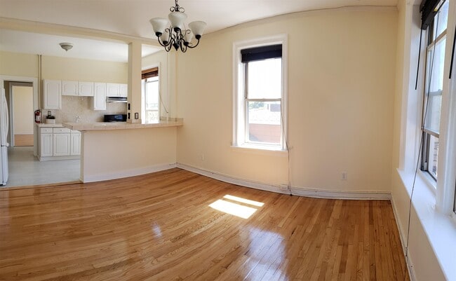 Photo - 34 74th St Unit D2