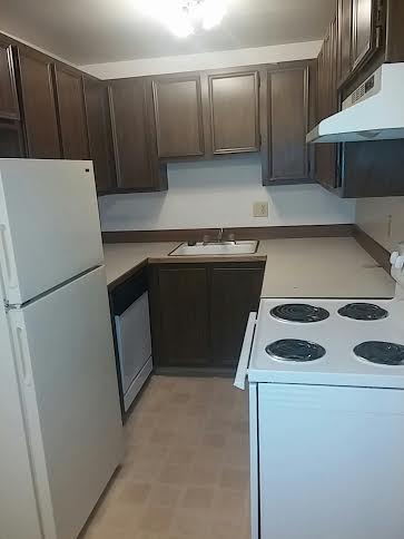 Photo - Hallmark Apartments