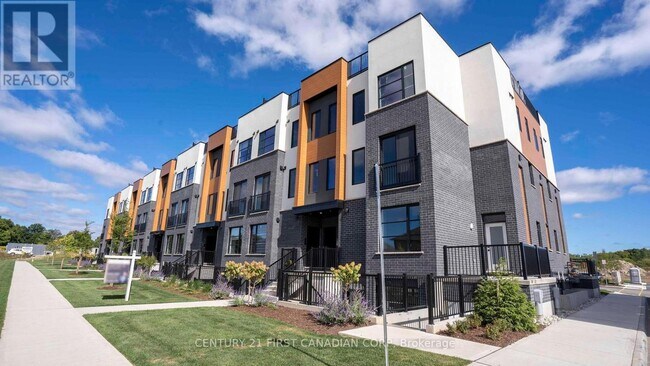 Photo - 3900 Savoy St