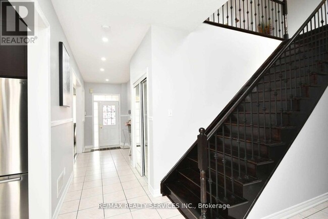 Photo - 17 Eagle Plains Dr