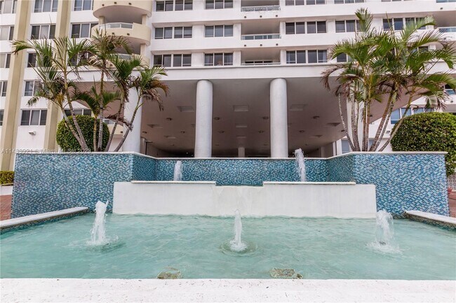 Photo - 5005 Collins Ave Unit 808