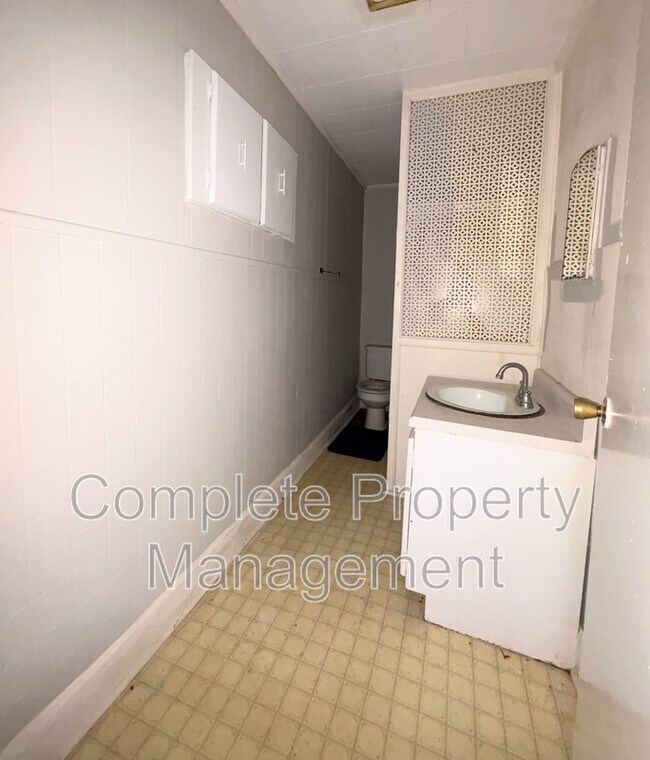 Photo - 1015 11th St N