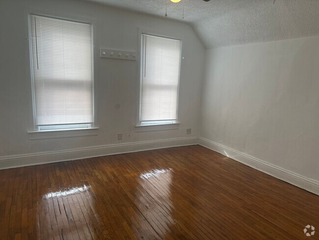 Building Photo - Cozy 1 BR/BA near hospitals! Rental