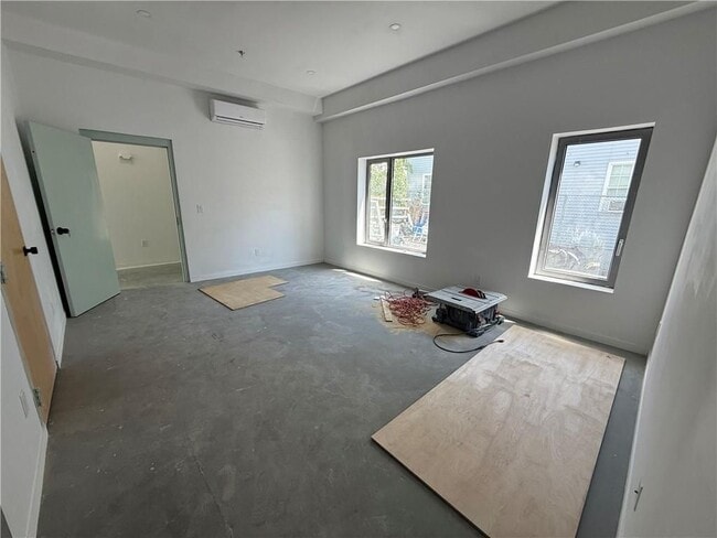 Photo - 536 Smith St Unit 107