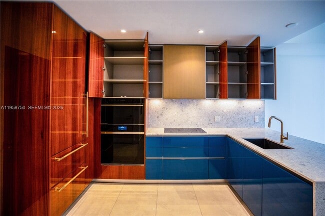 Photo - 2678 Tigertail Ave Unidad 1109