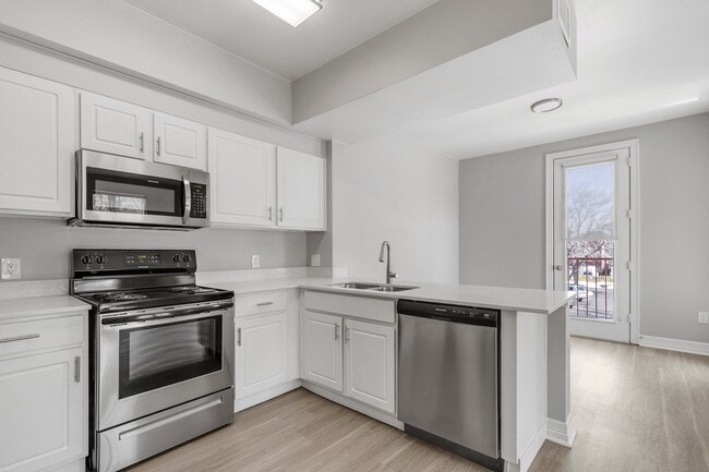 1721 Marion