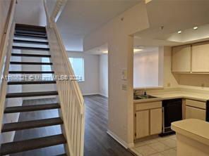Photo - 735 SW 148th Ave