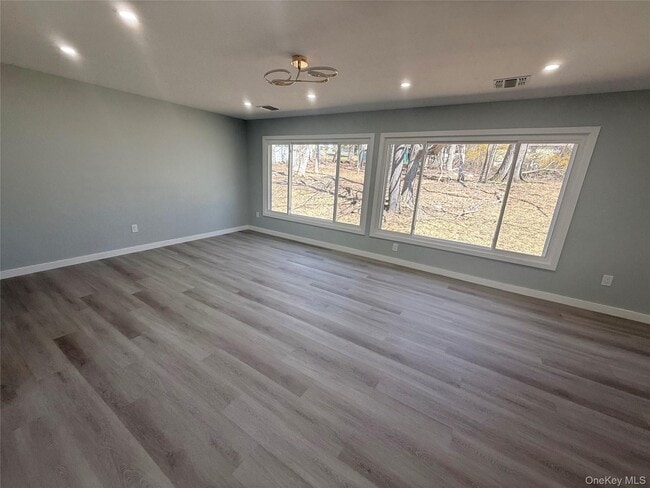 Photo - 51 Wileman Ave