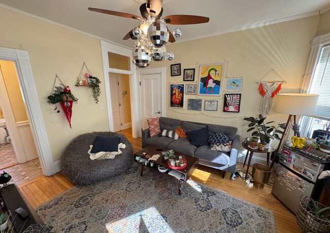 Photo - 176 Elm St Unit 2