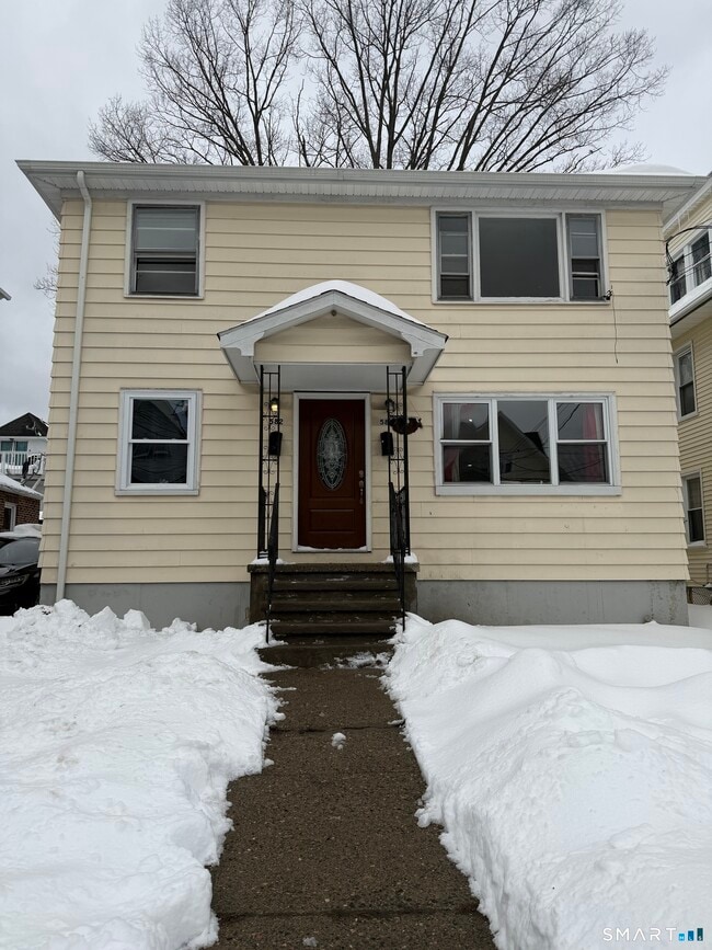 Building Photo - 582 Capitol Ave Unit 2