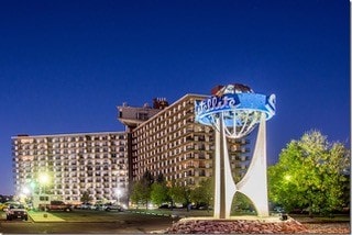 Satellite Hotel and Condos - 411 Lakewood Cir