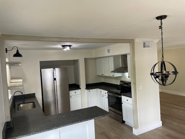 Photo - 6905 Cleaton Rd