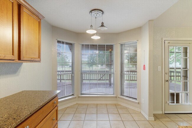 Photo - 53 Tina's Trail