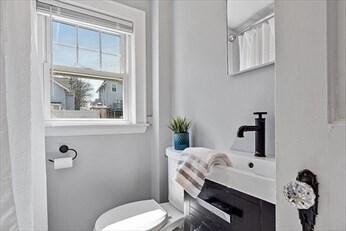 Photo - 27 Fuller Rd House