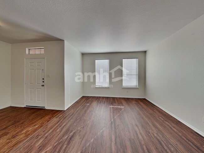 Photo - 1509 Marble Cove Ln