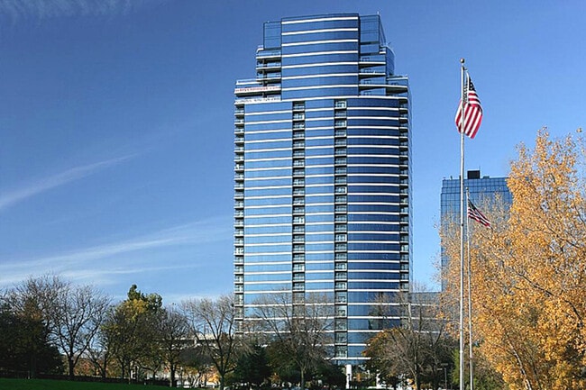 Photo - 335 Bridge St NW Unidad River House #1406