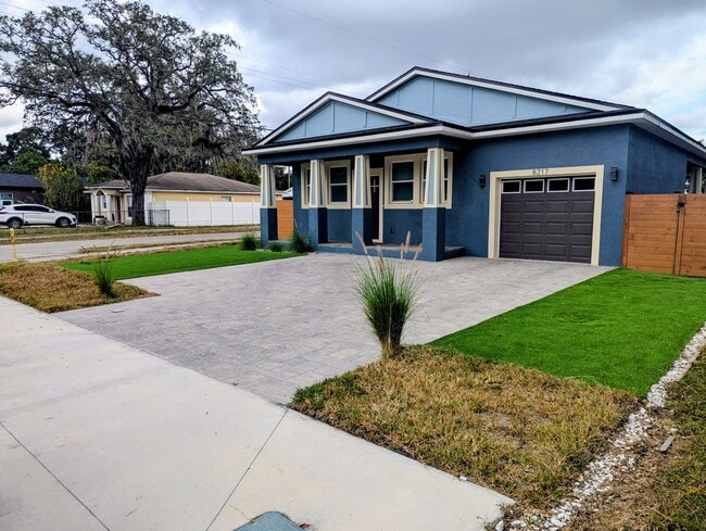 Photo - 8217 N Brooks St