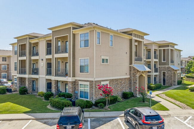 Photo - Riverside Villas Apartments
