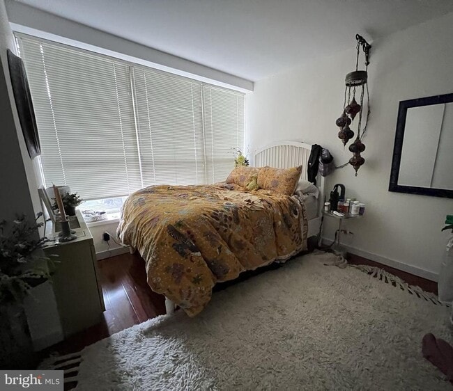 Photo - 224 W Rittenhouse Square Unit 317