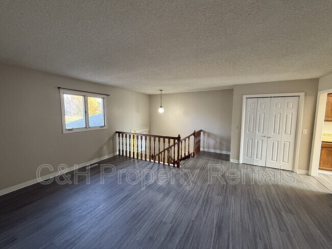 Photo - 2314 Rosebud Dr