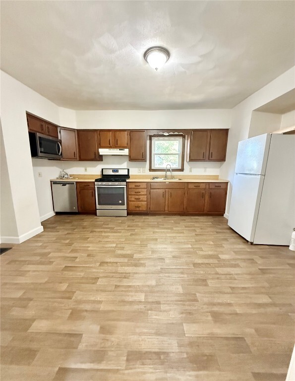 Photo - 115 S Lawn Ave