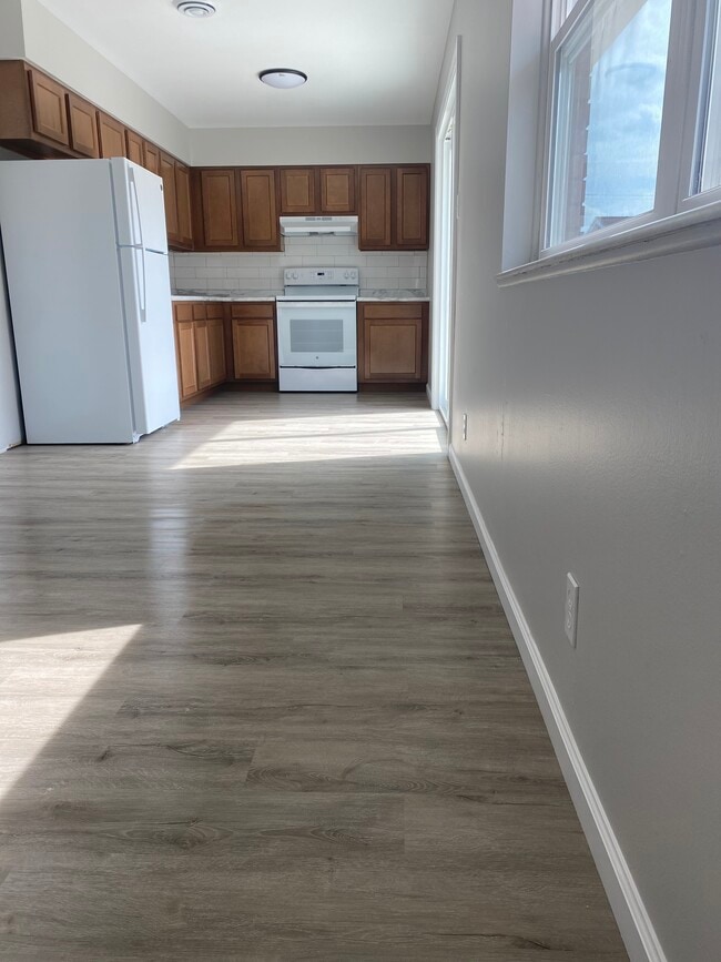 Photo - 103 lasalle st