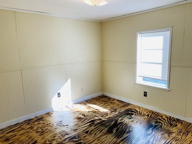 Photo - 105 Prune St