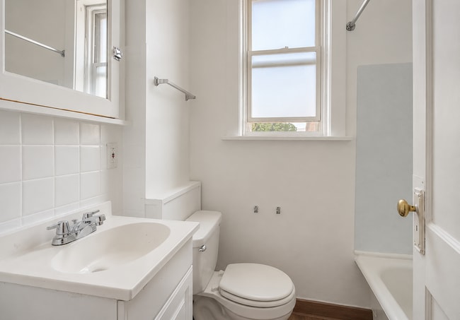 Photo - 4601 Wilcox Ave Unit Charming Bevo Apartment (South City STL)