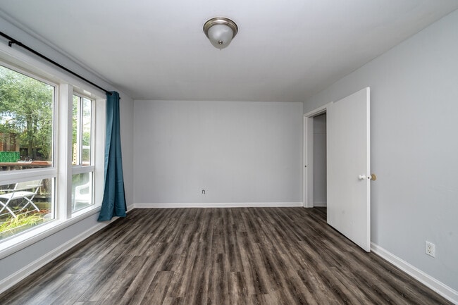 Photo - 1737 9th Ave Unit #E