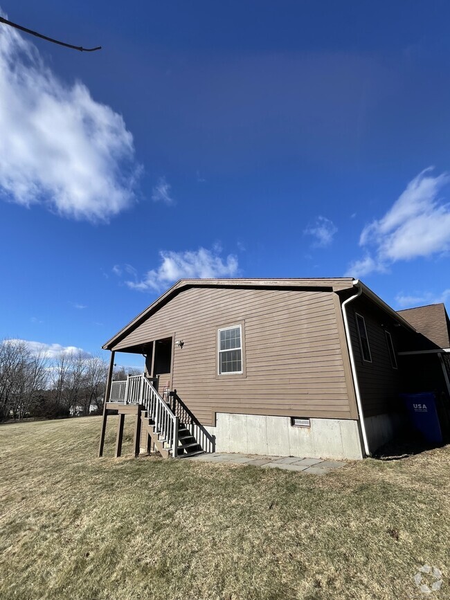 Building Photo - 1191 Guernseytown Rd Rental