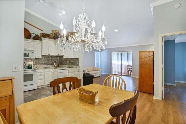 Photo - 6520 Chasewood Dr Unit H