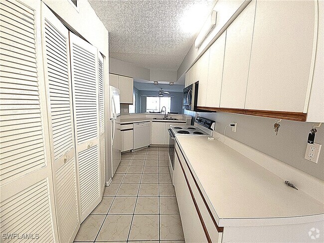 Building Photo - 161 Wading Bird Cir Unit L101 Rental