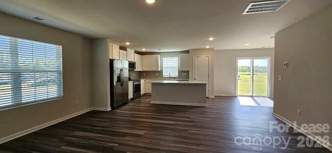 Photo - 1615 Cannonball Ln