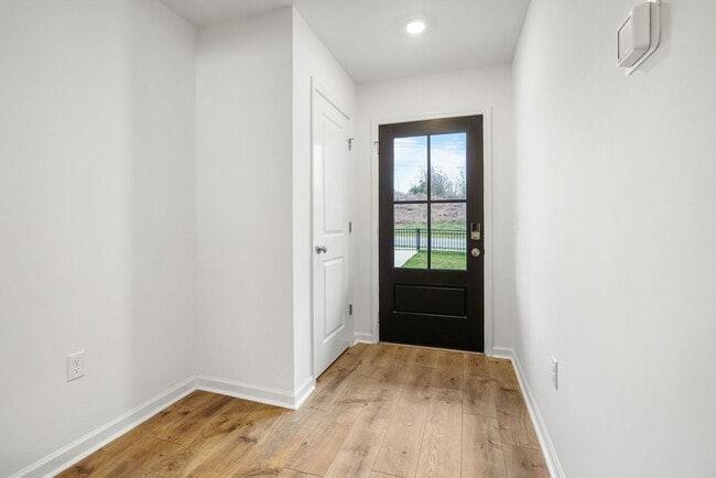 Photo - 464 Blair Rd