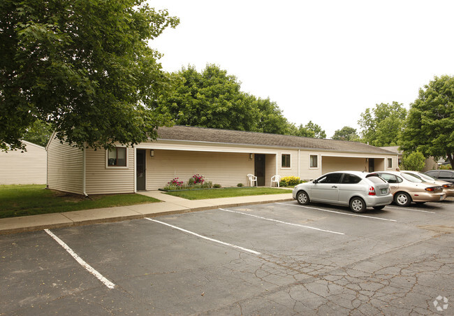 Building Photo - Rolling Meadows Rental