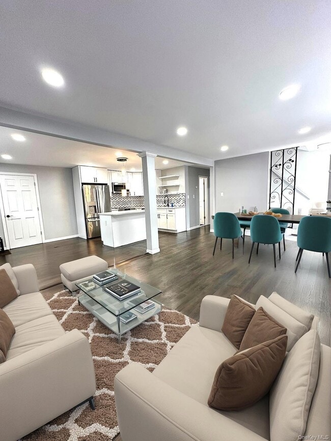 Photo - 1093 Ditmas Ave