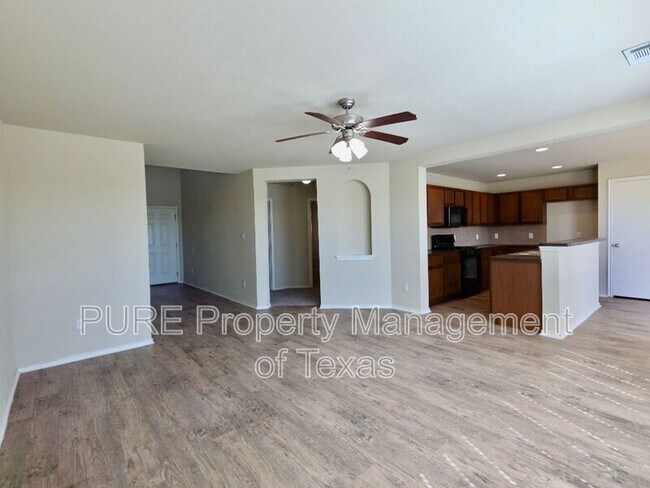 Photo - 809 Yabers Ct