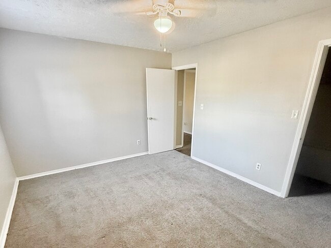 Photo - 52 Landmark Loop