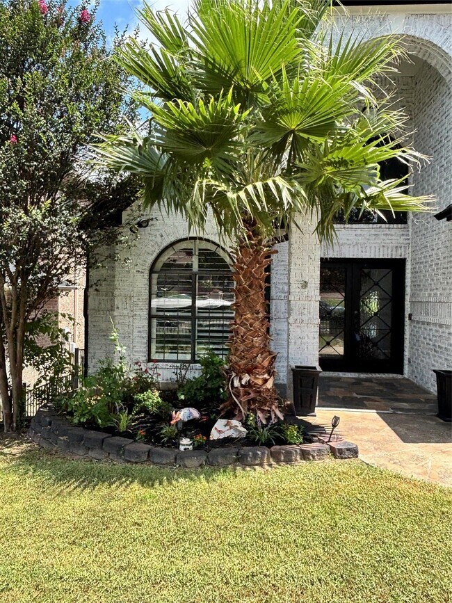 12394 Pebble View Dr