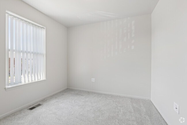 4BR, 2BA - 1,401SF - Bedroom
