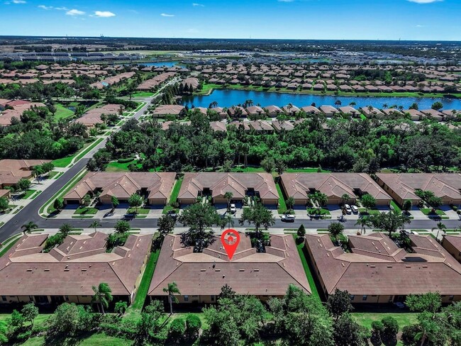 Photo - 313 Seneca Falls Dr