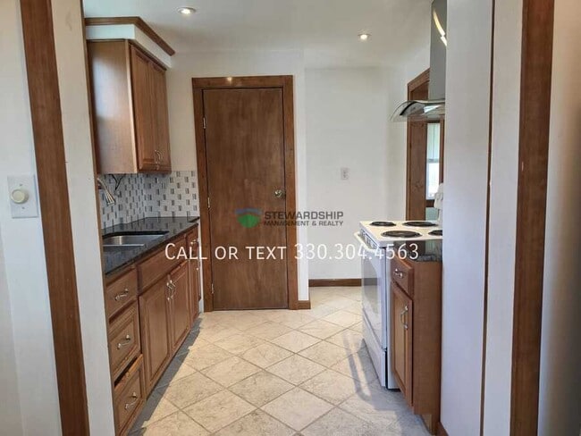 Photo - 1717 Bedford Ave SW