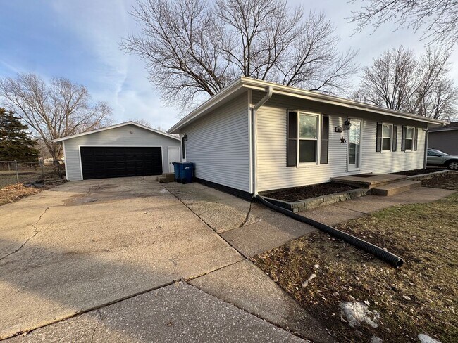 Photo - 4 bedroom 2 bath home in Port Byron