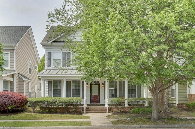 Building Photo - 528 Normandy St