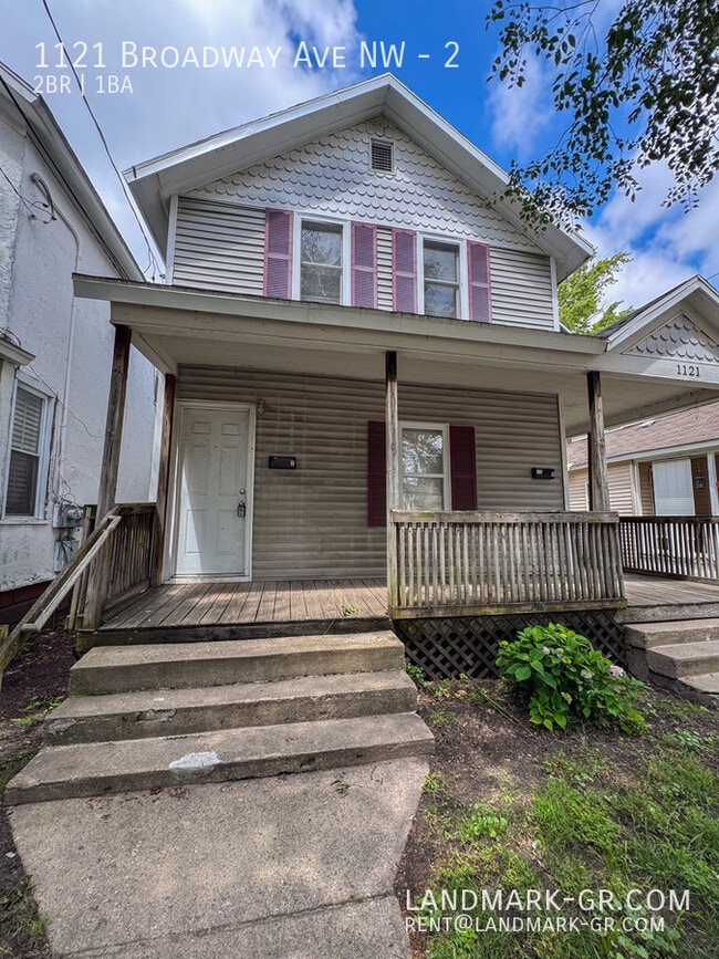 Photo - 1121 Broadway Ave NW Unit 2