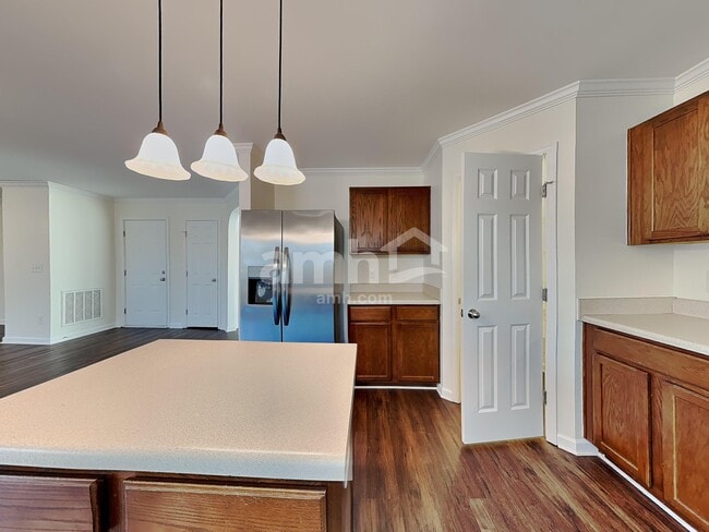 Photo - 250 Farrington Dr